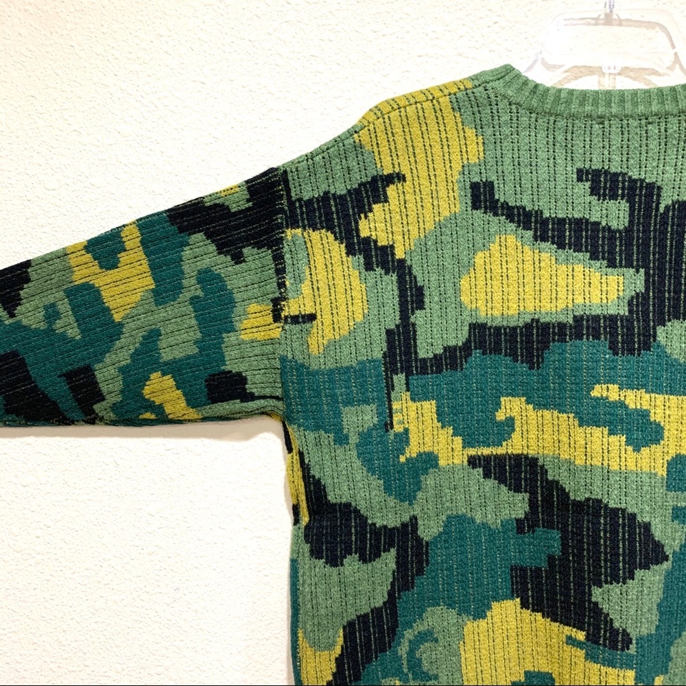 Plus Size Camo Sweater (NWT) - Picture 6 of 8
